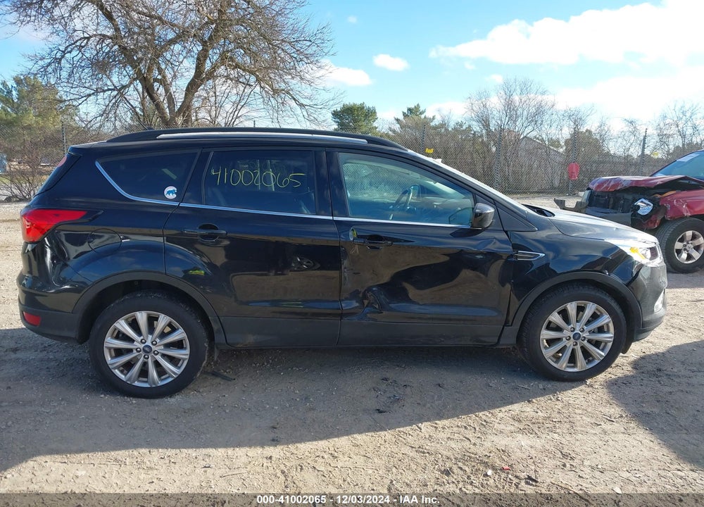 2019 FORD ESCAPE SEL VIN: 1FMCU9HDXKUB75750