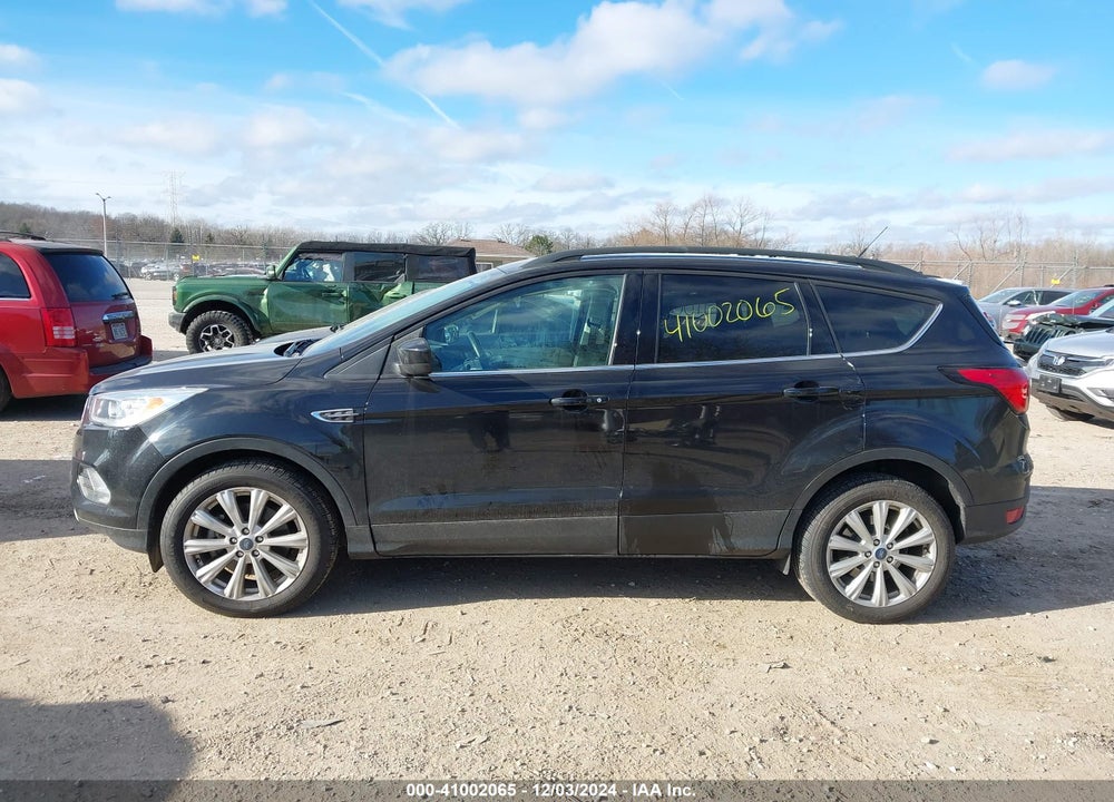 2019 FORD ESCAPE SEL VIN: 1FMCU9HDXKUB75750