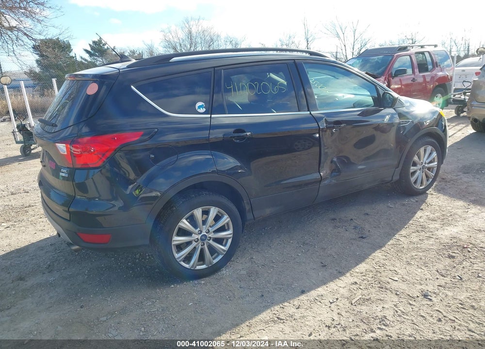 2019 FORD ESCAPE SEL VIN: 1FMCU9HDXKUB75750
