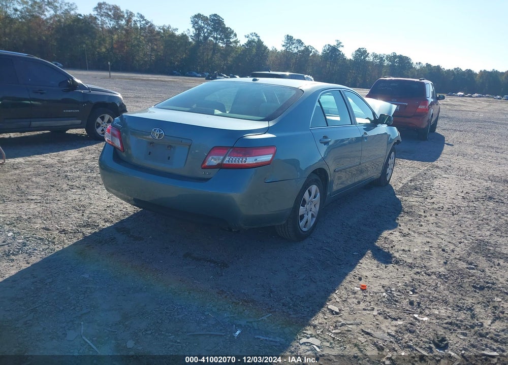 2011 TOYOTA CAMRY LE VIN: 4T1BF3EK3BU696864