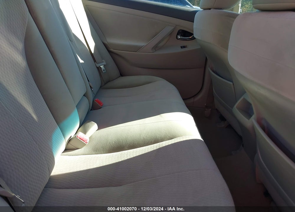 2011 TOYOTA CAMRY LE VIN: 4T1BF3EK3BU696864
