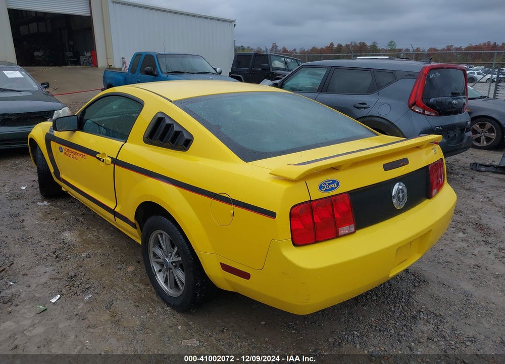 2005 FORD MUSTANG V6 DELUXE/V6 PREMIUM VIN: 1ZVFT80N455118720