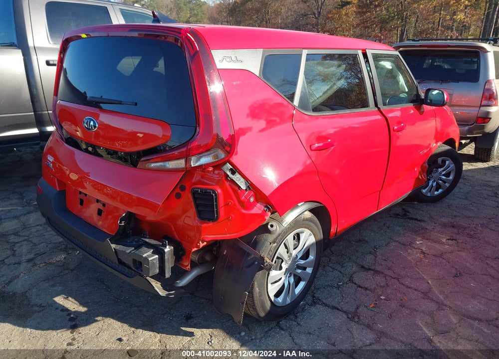 2021 KIA SOUL LX VIN: KNDJ23AU2M7142929