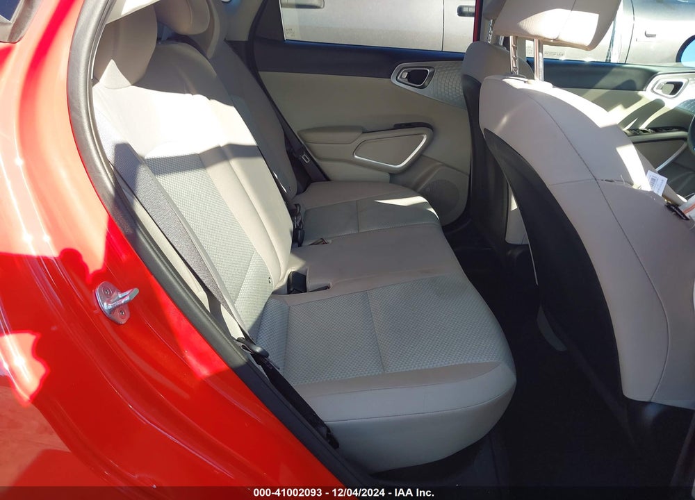 2021 KIA SOUL LX VIN: KNDJ23AU2M7142929