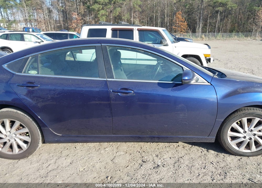 2011 MAZDA 6 I TOURING VIN: 1YVHZ8CH0B5M09334