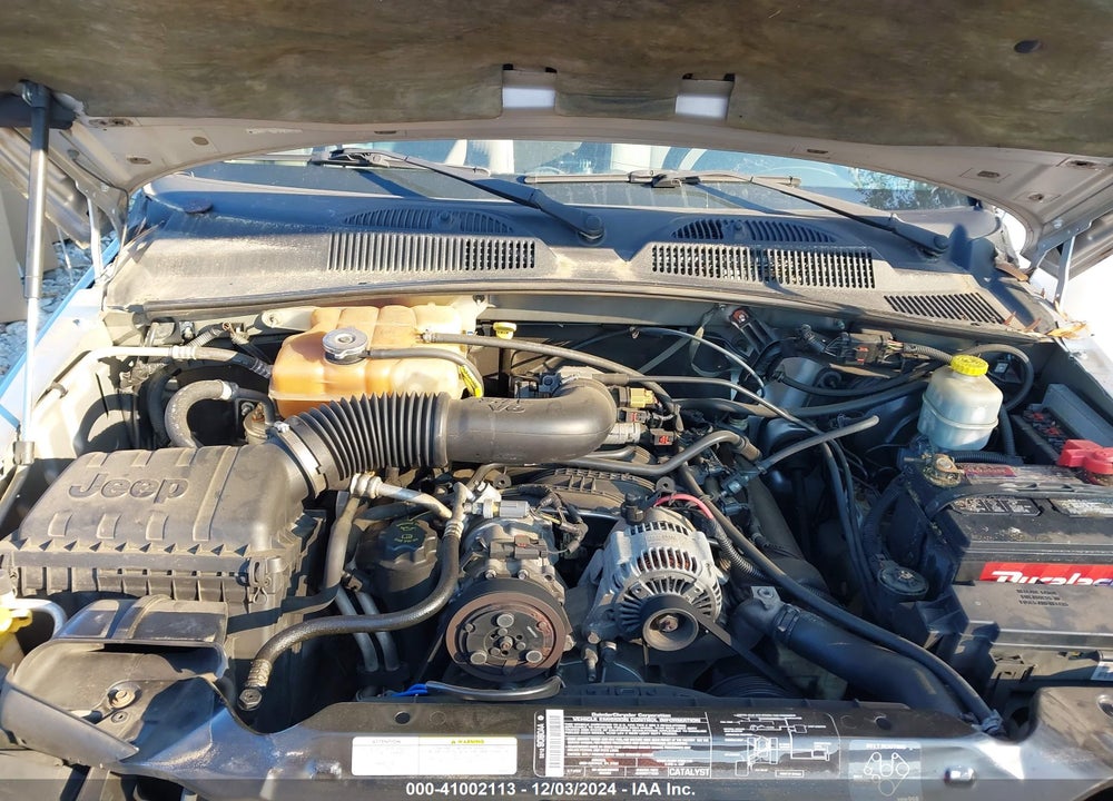 2004 JEEP LIBERTY SPORT VIN: 1J4GK48K24W319676