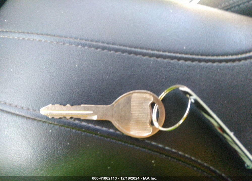 2004 JEEP LIBERTY SPORT VIN: 1J4GK48K24W319676