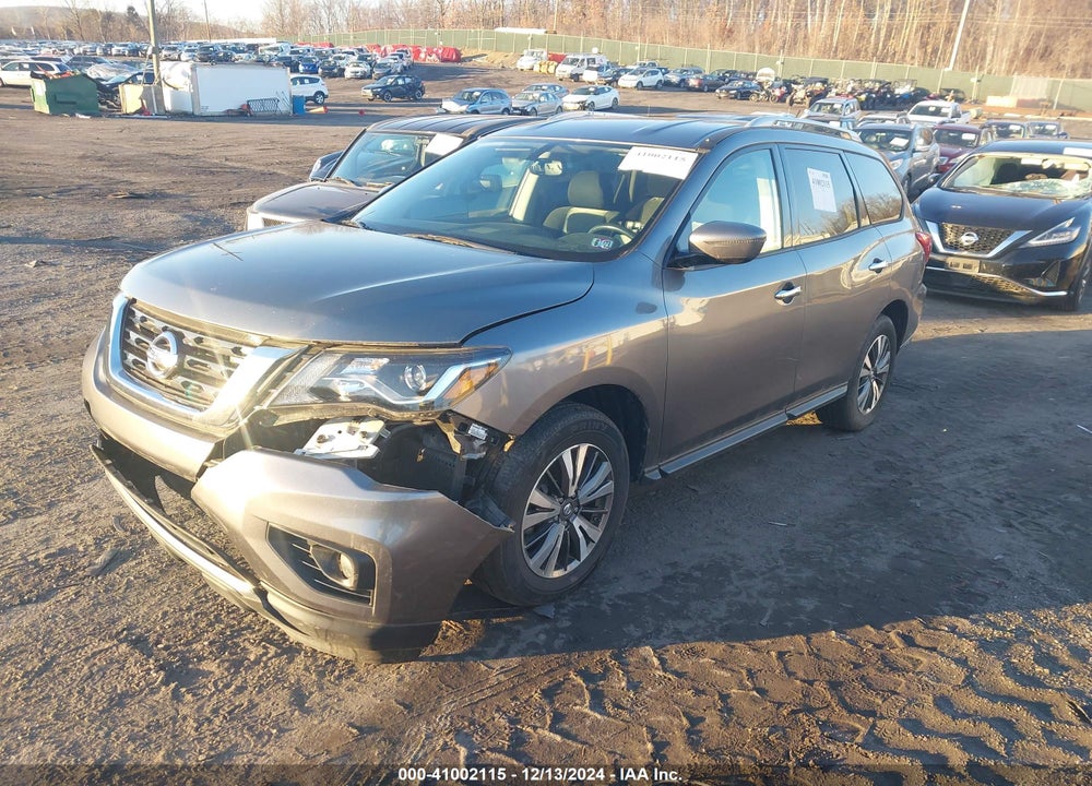 2017 NISSAN PATHFINDER SV VIN: 5N1DR2MM7HC692537