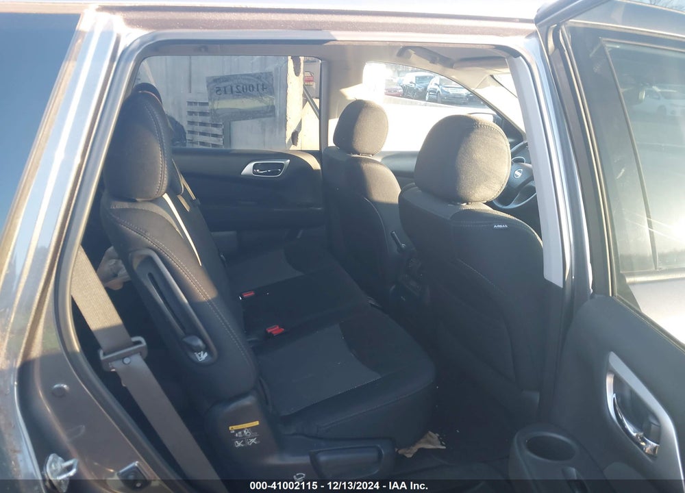 2017 NISSAN PATHFINDER SV VIN: 5N1DR2MM7HC692537