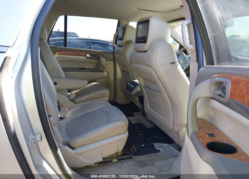 2011 BUICK ENCLAVE 1XL VIN: 5GAKRBED5BJ332424