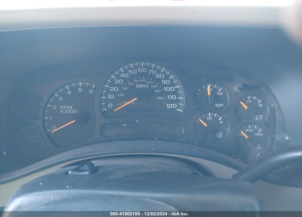 2005 GMC YUKON SLE VIN: 1GKEC13T15J199364