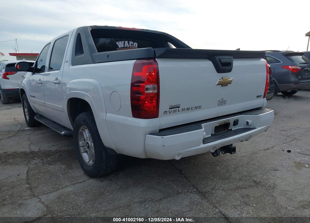 2007 CHEVROLET AVALANCHE 1500 LT VIN: 3GNEC12077G295577