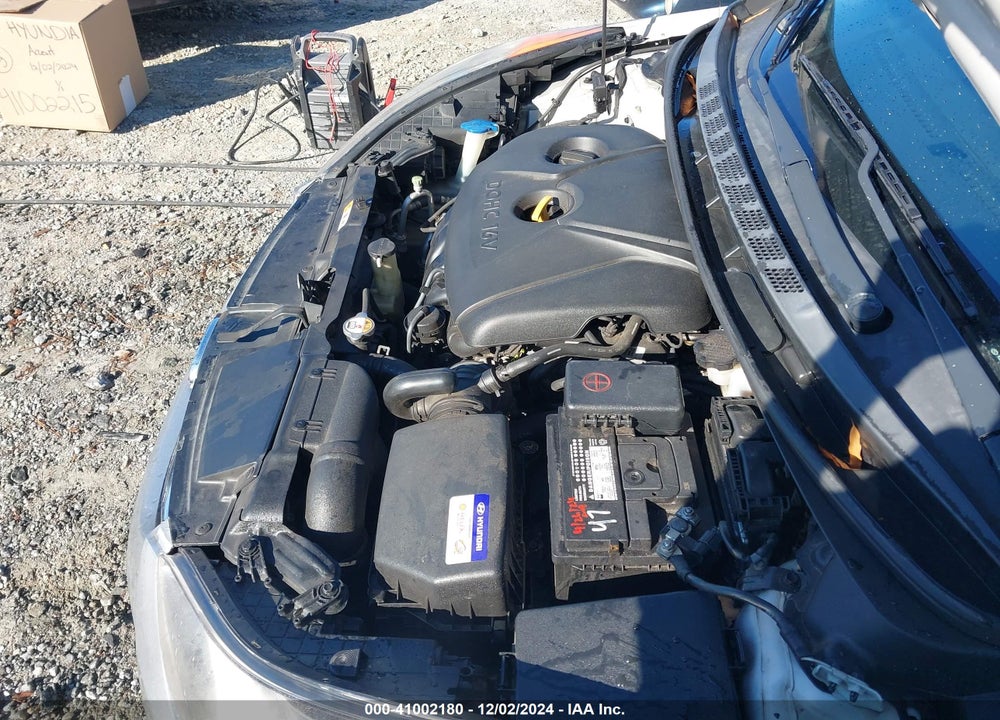 2013 HYUNDAI ELANTRA VIN: KMHDH4AE4DU597448