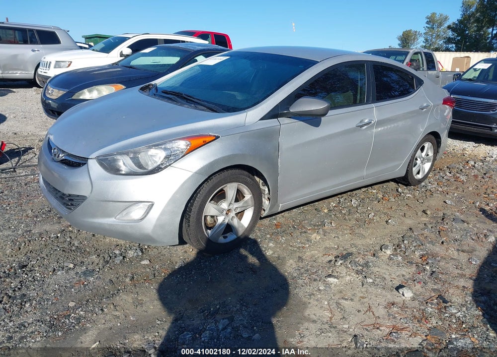 2013 HYUNDAI ELANTRA VIN: KMHDH4AE4DU597448