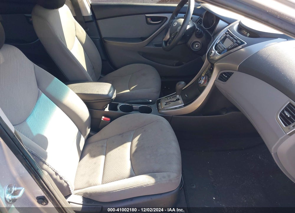 2013 HYUNDAI ELANTRA VIN: KMHDH4AE4DU597448