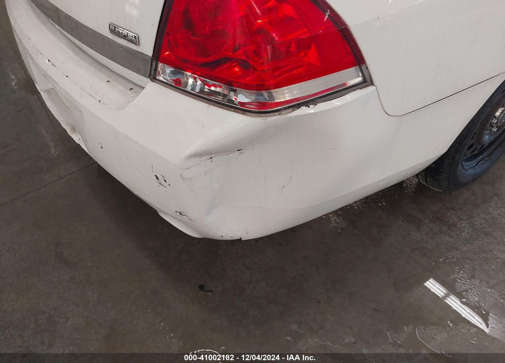 2011 CHEVROLET IMPALA VIN: 2G1WD5EM0B1172438