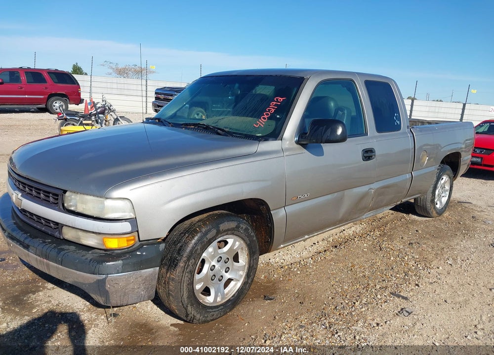 2000 CHEVROLET SILVERADO 1500 VIN: 2GCEC19W4Y1385413