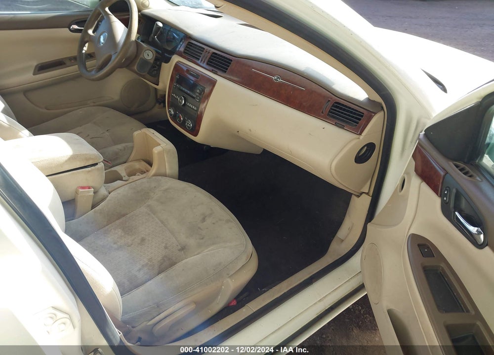 2008 CHEVROLET IMPALA LS VIN: 2G1WB58K589238069