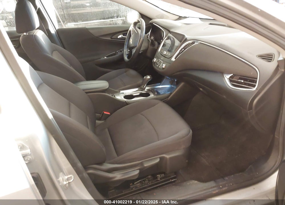 2018 CHEVROLET MALIBU LT VIN: 1G1ZD5ST6JF214031
