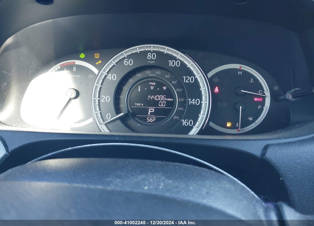 2014 HONDA ACCORD VIN: 1HGCR2F34EA285465