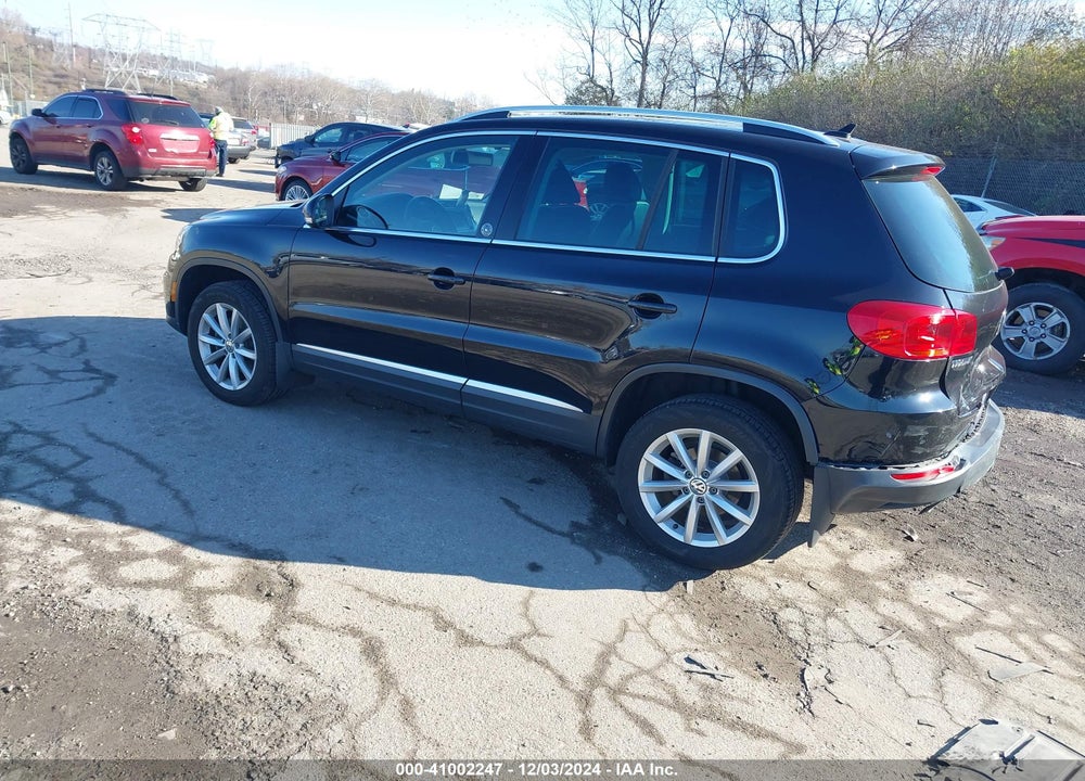 2017 VOLKSWAGEN TIGUAN 2.0T WOLFSBURG EDITION VIN: WVGSV7AX4HK006359