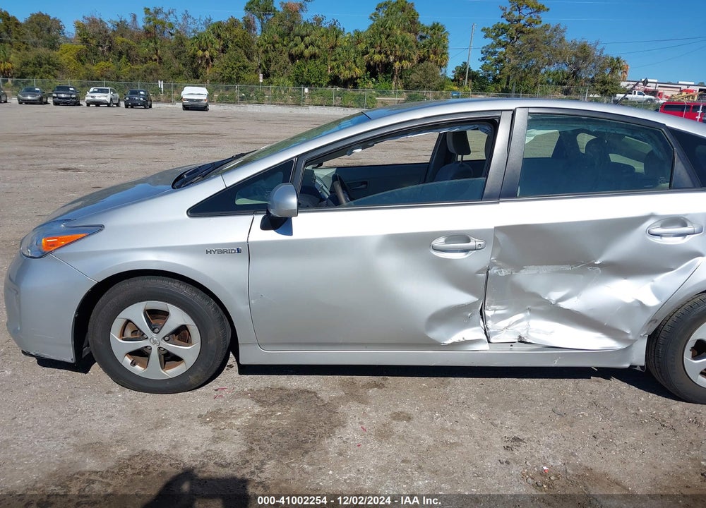 2012 TOYOTA PRIUS TWO VIN: JTDKN3DU6C5435864