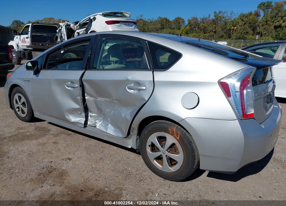 2012 TOYOTA PRIUS TWO VIN: JTDKN3DU6C5435864