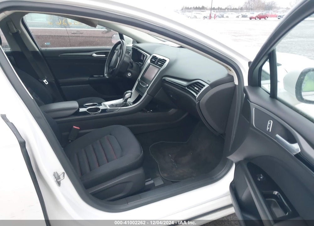 2013 FORD FUSION SE VIN: 3FA6P0HR5DR110157