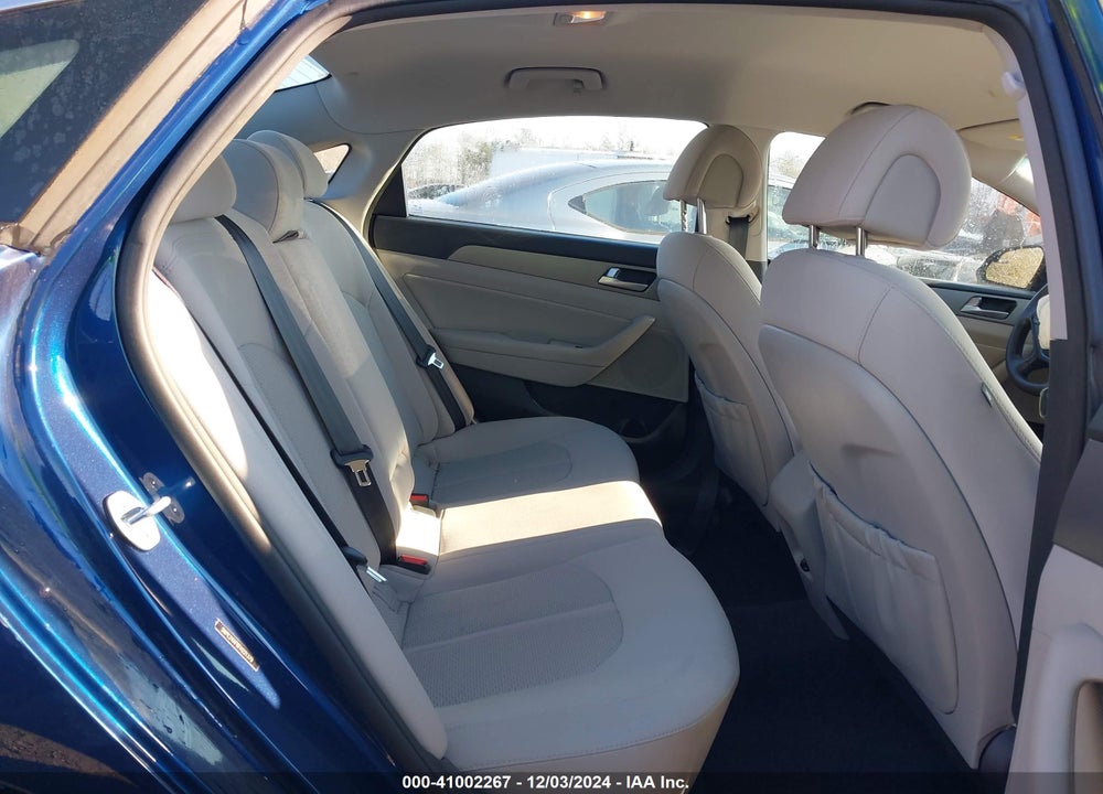 2015 HYUNDAI SONATA SE VIN: 5NPE24AF6FH221379