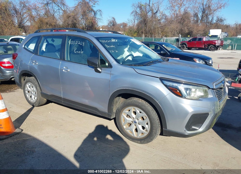 2019 SUBARU FORESTER VIN: JF2SKACC0KH590253