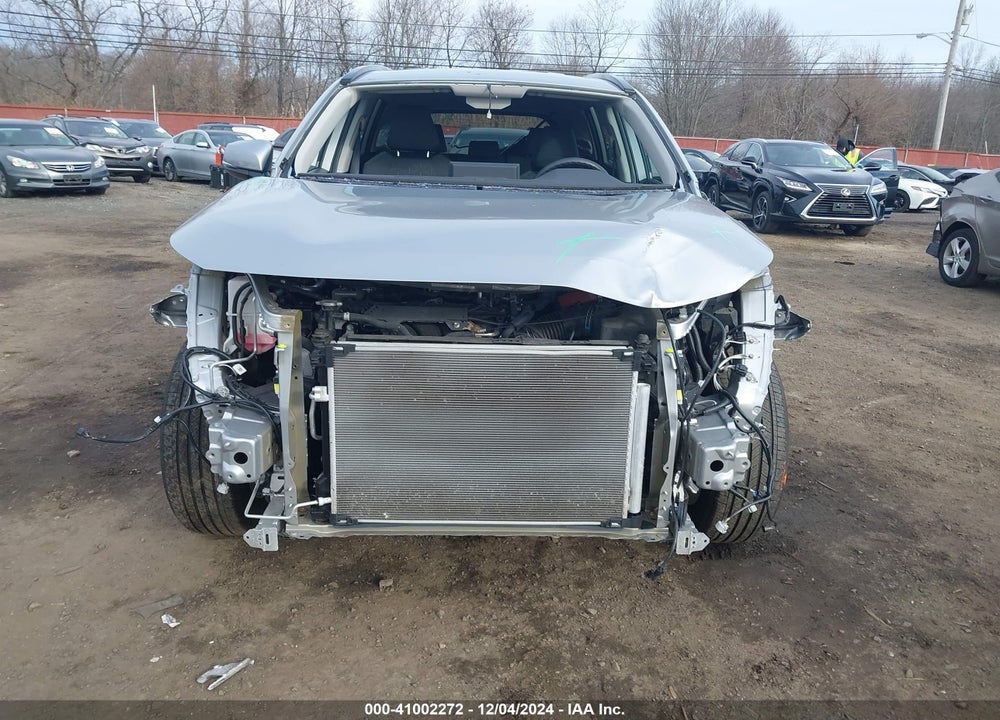 2021 TOYOTA RAV4 XLE VIN: 2T3P1RFV8MW143024