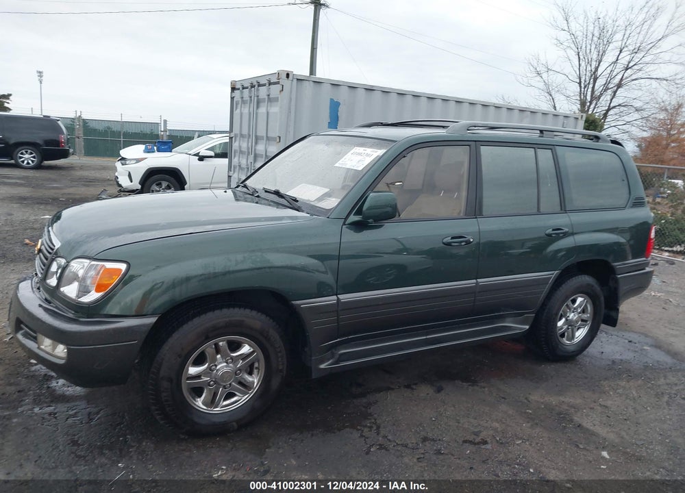 1998 LEXUS LX 470 VIN: JT6HT00W3W0018040