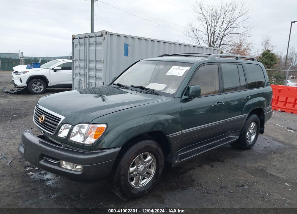 1998 LEXUS LX 470 VIN: JT6HT00W3W0018040