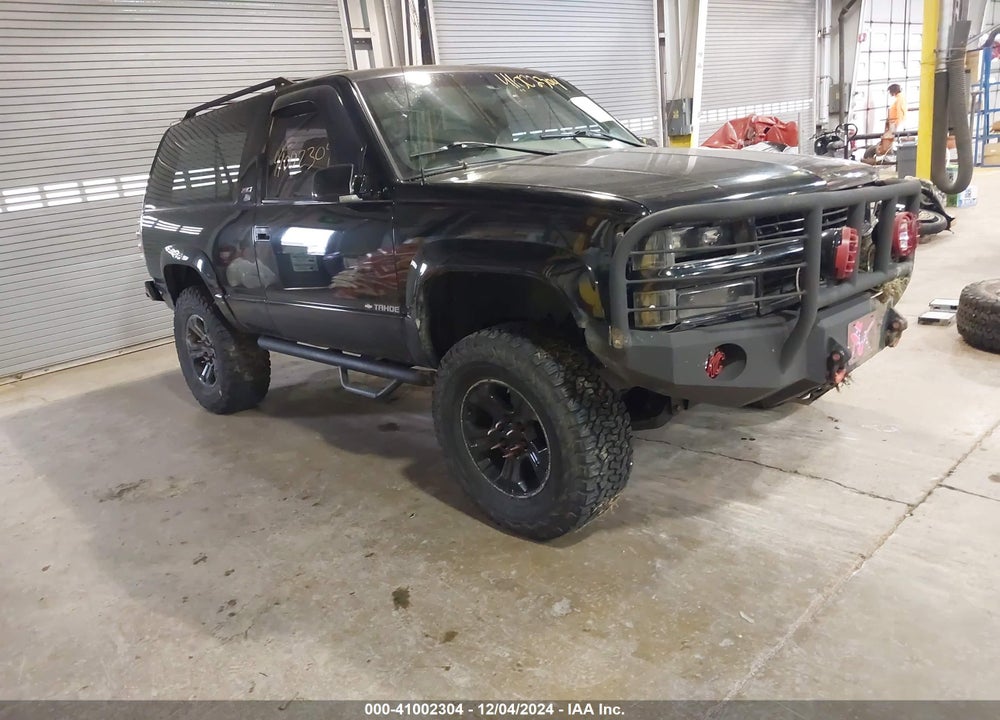 1996 CHEVROLET TAHOE K1500 VIN: 3GNEK18R8TG117180
