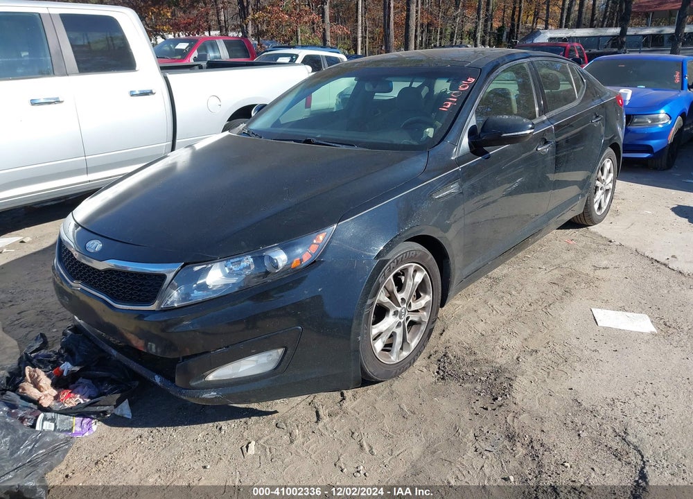 2011 KIA OPTIMA VIN: KNAGN4A75B5141006