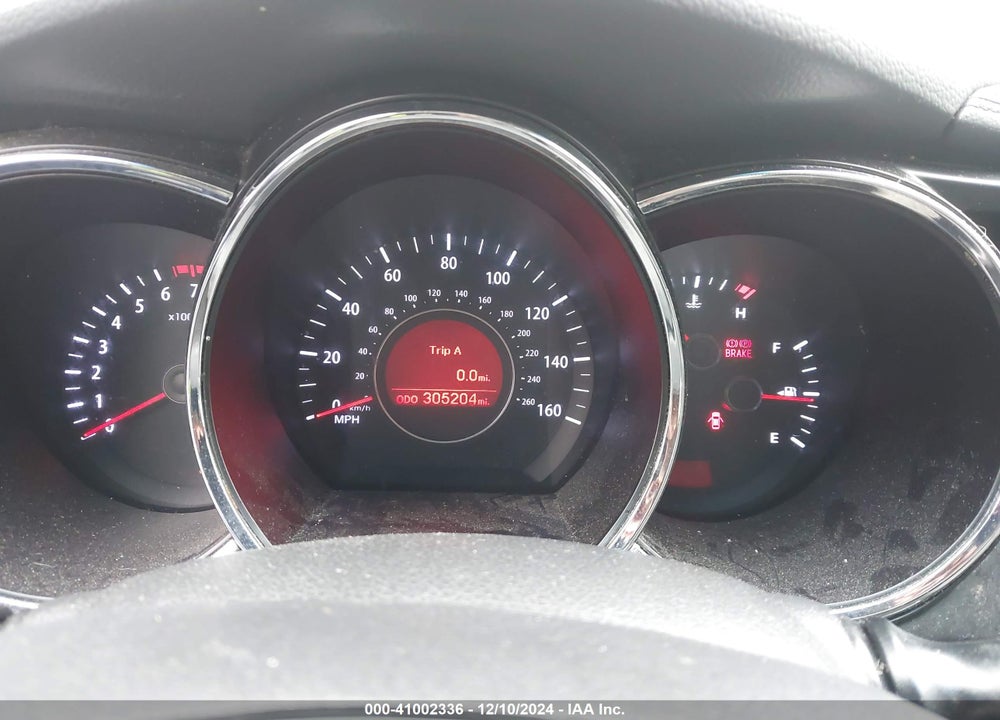 2011 KIA OPTIMA VIN: KNAGN4A75B5141006