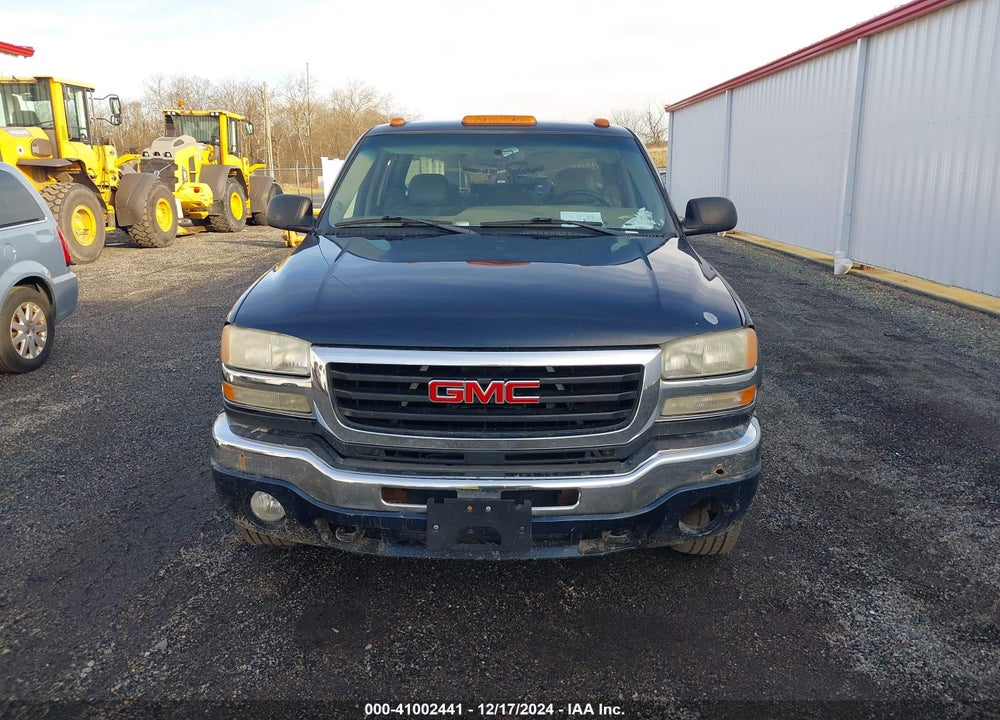 2005 GMC SIERRA 2500HD SLE VIN: 1GTHK23U45F922962