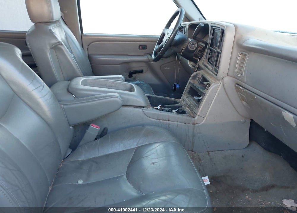 2005 GMC SIERRA 2500HD SLE VIN: 1GTHK23U45F922962