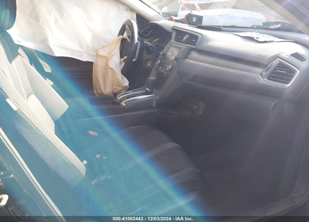 2019 HONDA CIVIC LX VIN: 2HGFC2F60KH546452
