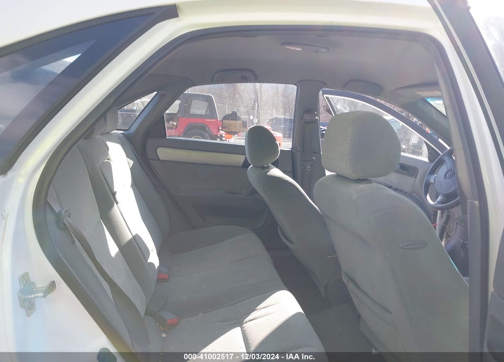 2005 SUZUKI FORENZA S VIN: KL5JD56Z25K095190