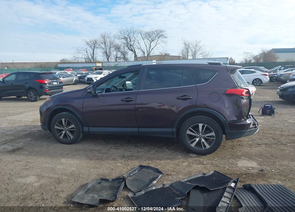 2016 TOYOTA RAV4 XLE VIN: 2T3RFREV7GW480574