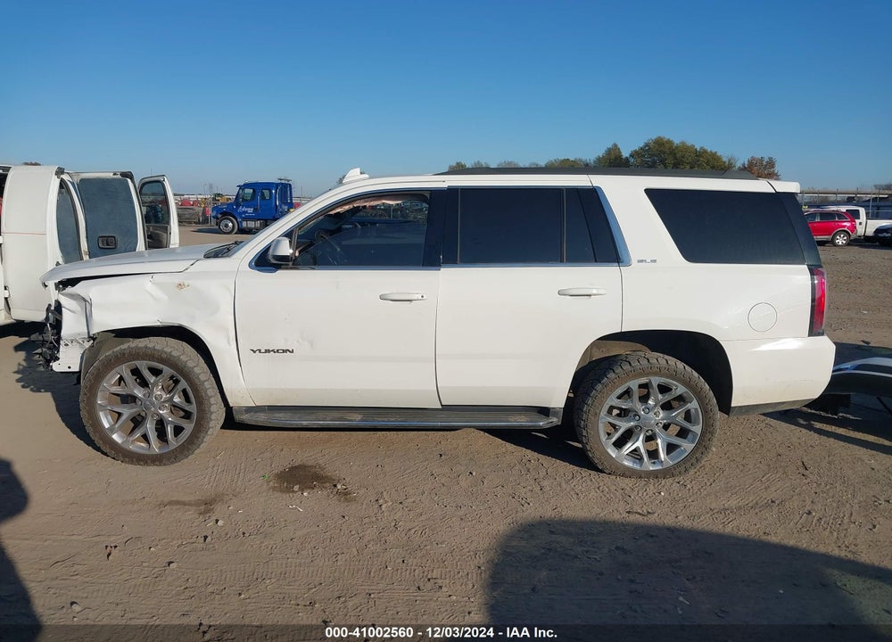 2017 GMC YUKON SLE VIN: 1GKS2AKC5HR331510