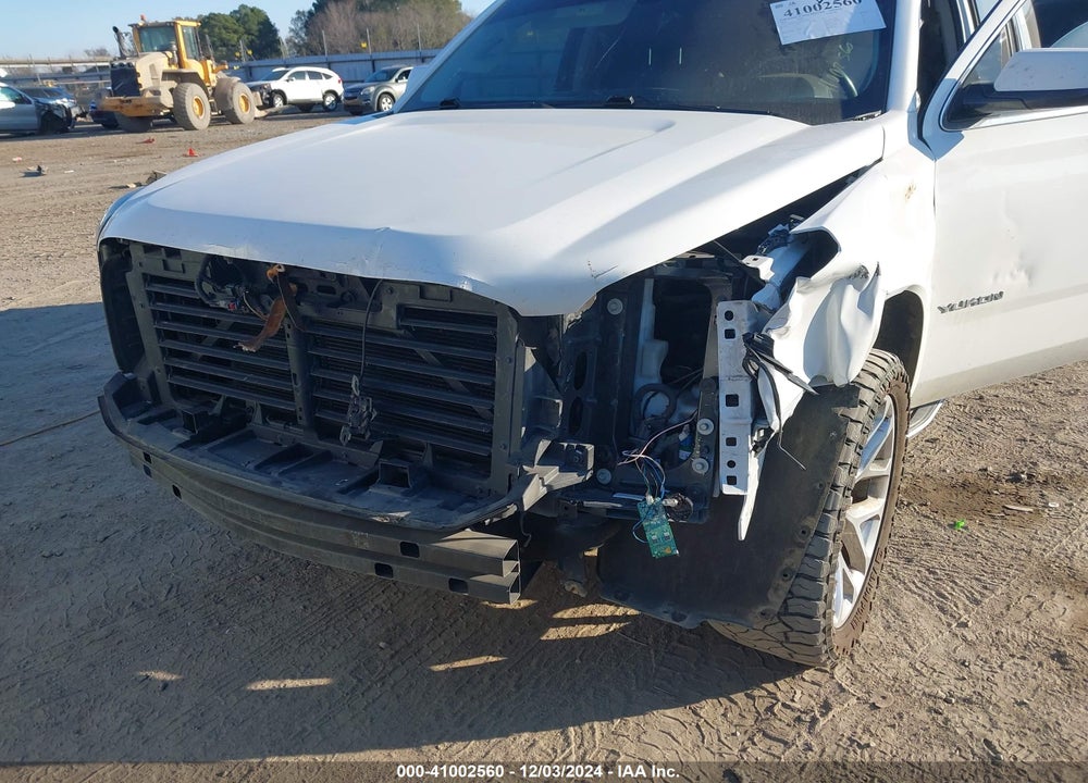 2017 GMC YUKON SLE VIN: 1GKS2AKC5HR331510