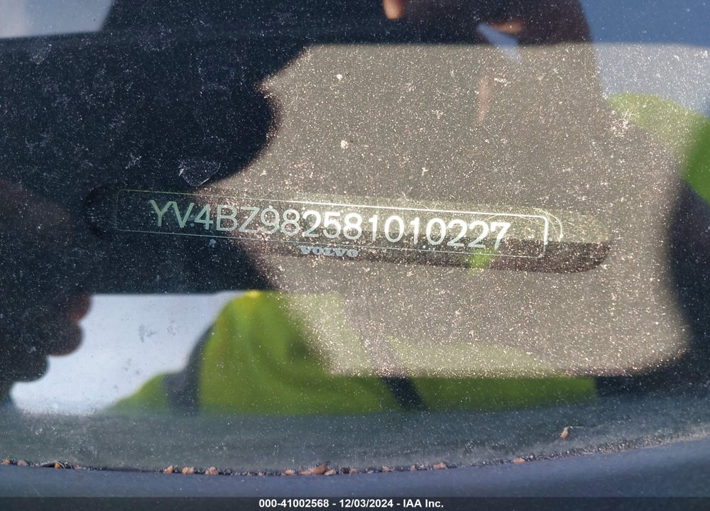 2008 VOLVO XC70 3.2 VIN: YV4BZ982581010227