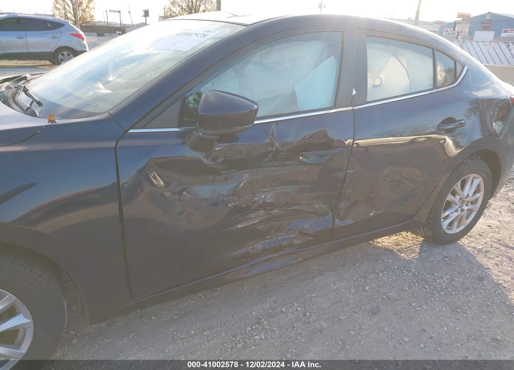 2018 MAZDA 3 SPORT VIN: 3MZBN1U76JM159009