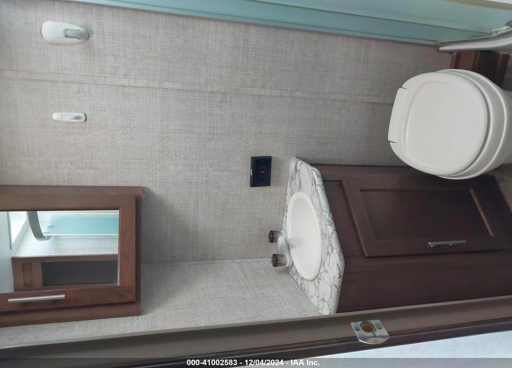 2020 GULFSTREAM OTHER VIN: 1NL1G2227L1137651
