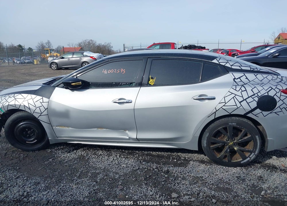 2017 NISSAN MAXIMA VIN: 1N4AA6AP1HC411729