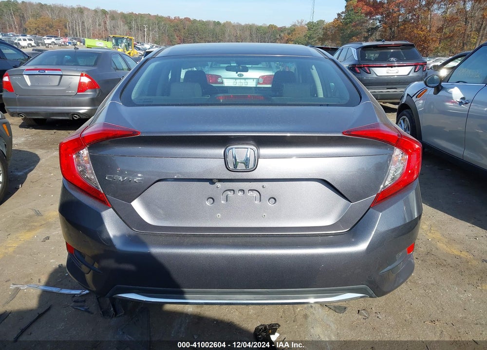 2019 HONDA CIVIC LX VIN: 19XFC2F65KE011272