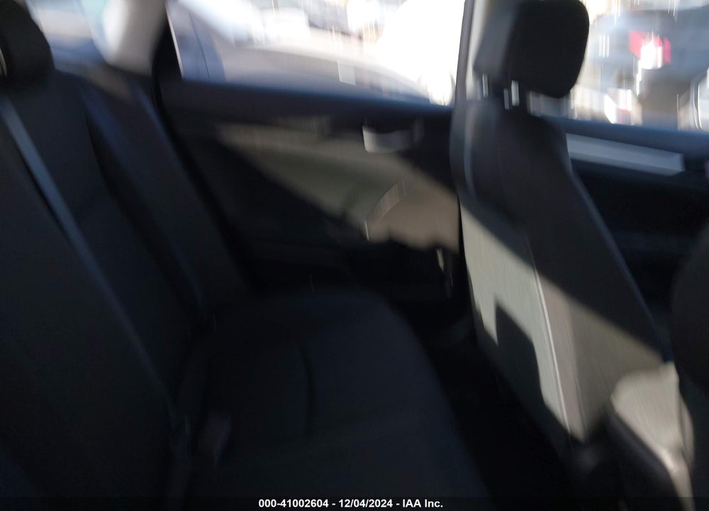 2019 HONDA CIVIC LX VIN: 19XFC2F65KE011272