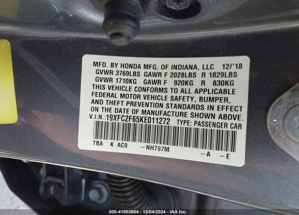 2019 HONDA CIVIC LX VIN: 19XFC2F65KE011272